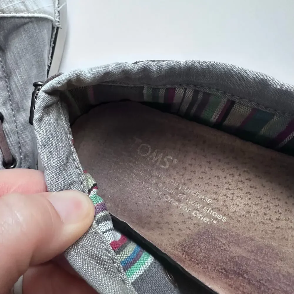 Toms boat shoes